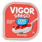 Iogurte-Desnatado-Grego-Calda-Morango-Vigor-90g