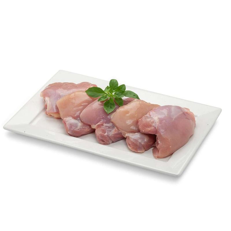 Sobrecoxa-de-Frango-sem-Pele-Resfriada-Corte-D-Oro-700g