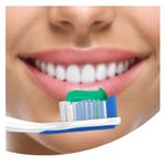 Creme-Dental-Gel-Colgate-Total-12-Advanced-Fresh-90g