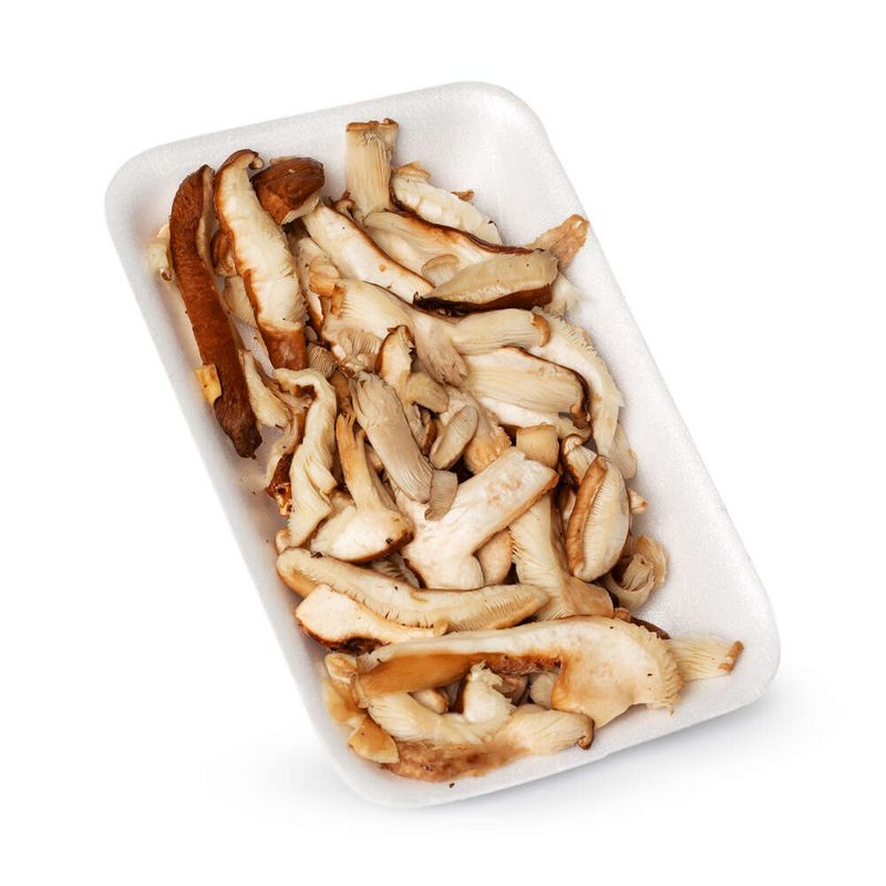 Cogumelo-Shiitake-Fatiado-Gentileza-200g