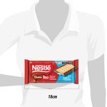 Chocolate-ao-Leite-Recheio-ao-Leite-com-Biscoito-de-Chocolate-e-Baunilha-Nestle-Choco-Trio-90g