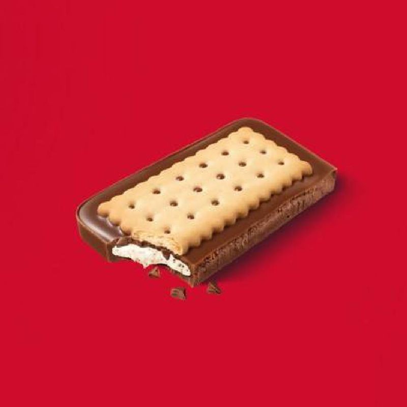 Chocolate-ao-Leite-Recheio-ao-Leite-com-Biscoito-de-Chocolate-e-Baunilha-Nestle-Choco-Trio-90g