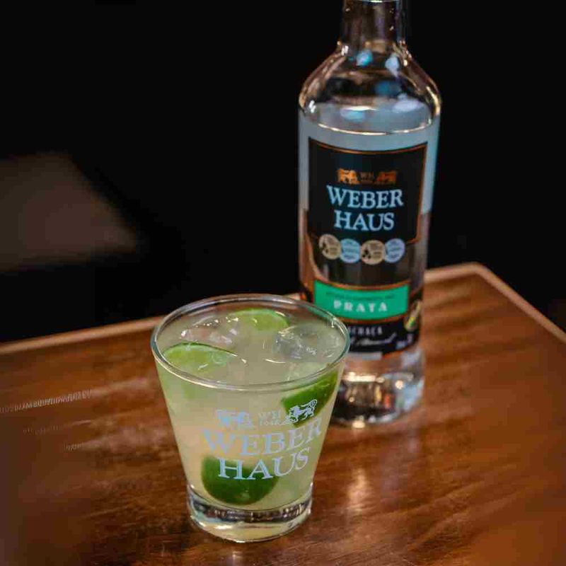 Cachaca-Weber-Haus-Prata-Garrafa-700ml